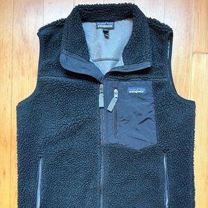 Patagonia women’s fleece vest black medium